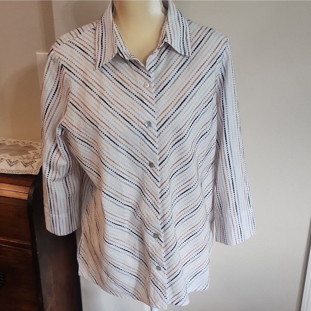 alfred dunner White Blue Brown Striped Button Front Collared Woven Blouse M